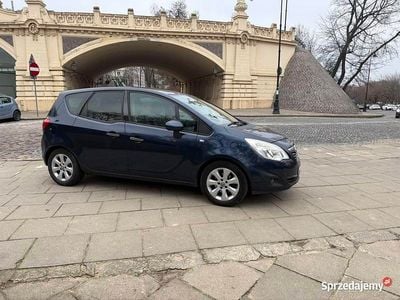 Granatowy Używany 2012 Opel Meriva Minivan | 19 999 zł (Uczciwa cena)