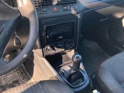 Używany VW Golf IV 2001
