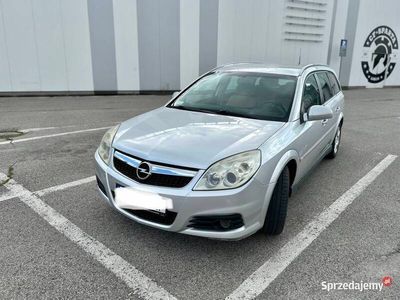 używany Opel Vectra C kombi 1,9CDTI elegance - karmelowa tapicerka