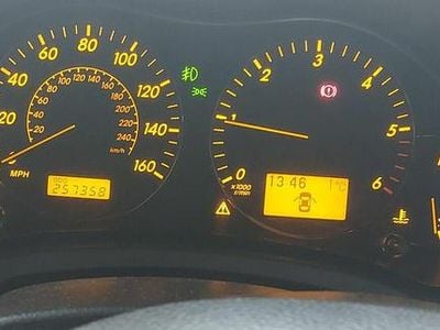 Używany Toyota Avensis 2007 Czarny Kombi