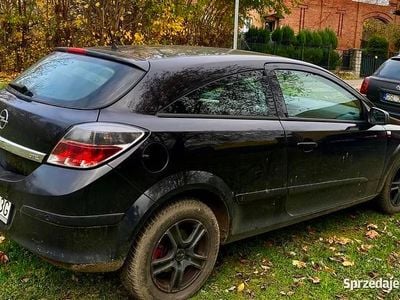 Opel Astra GTC