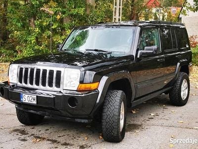 Czarny Używany 2008 Jeep Commander SUV | 40 999 zł