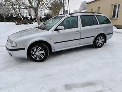 Używany Skoda Octavia 110 KM (80 kW) 2004 Srebrny Kombi