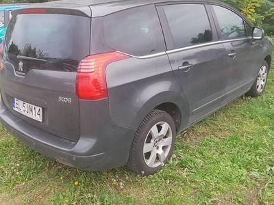 Używany Peugeot 5008 2015 Grafitowy Sedan/Limuzyna