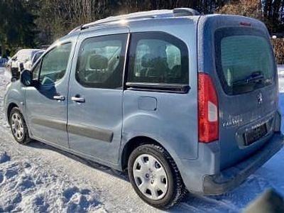 Niebieski Używany 2008 Peugeot Partner Minivan | 13 900 zł