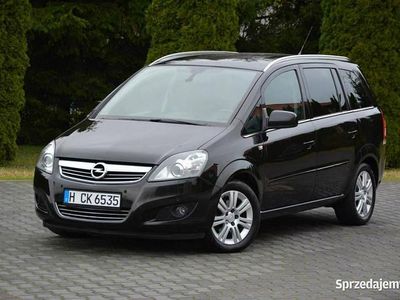 Czarny Używany 2013 Opel Zafira Minivan | 21 900 zł (Uczciwa cena)