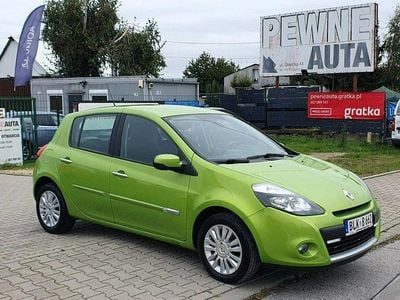 Zielony jasny (metalik) Używany 2010 Renault Clio II Hatchback | 18 900 zł (Dość drogi)