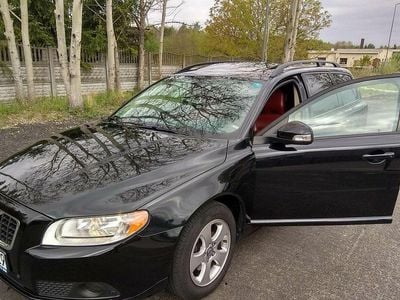Używany Volvo V70 2009 Czarny Kombi