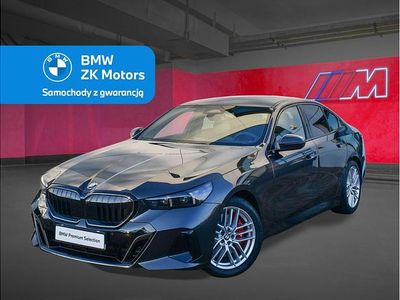 Szary sophisto z brylantowym połyskiem metalizowany Używany 2025 BMW 540 Comfort Edition Sedan/Limuzyna | 483 900 zł