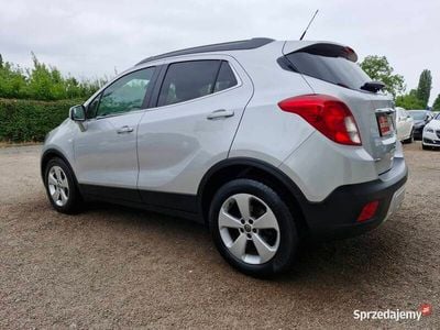 Srebrny Używany 2015 Opel Mokka Cosmo SUV | 41 900 zł (Uczciwa cena)