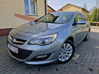 używany Opel Astra 1.6dm 136KM 2014r. 169 422km
