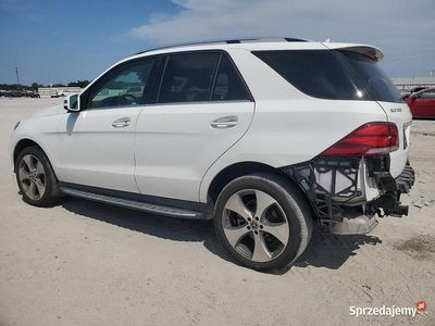 Biały Używany 2018 Mercedes GLE350 SUV | 71 000 zł