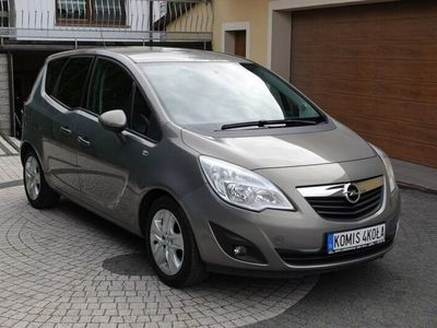 używany Opel Meriva 1.4dm 101KM 2011r. 254 000km