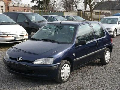 Używany Peugeot 106 178 KM (130 kW) 2001 Inny (metalik) Hatchback