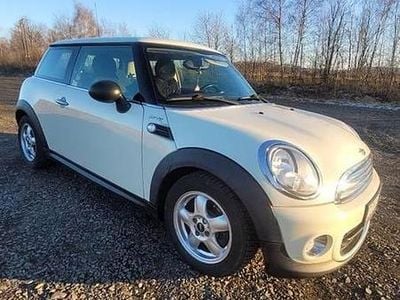 Używany 2011 Mini ONE Hatchback | 21 000 zł (Dość drogi)
