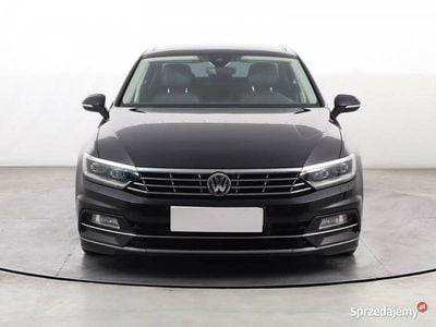 Używany VW Passat 190 KM (139 kW) 2017 Czarny Sedan/Limuzyna
