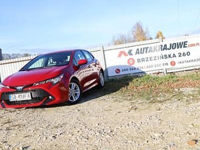 Używany Toyota Corolla 98 KM (72 kW) 2022 Bordowy Hatchback
