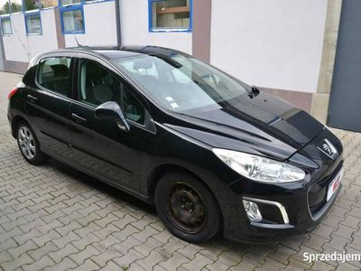 używany Peugeot 308 1.6dm 112KM 2012r. 236 486km