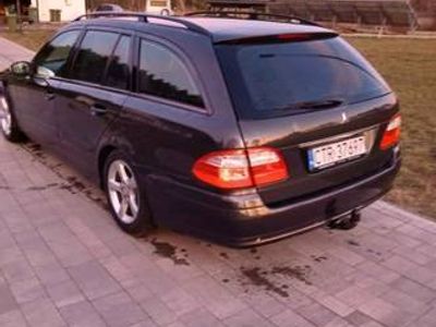 Używany 2004 Mercedes E240 | 6500 zł