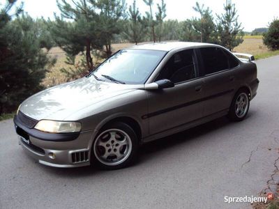 używany Opel Vectra B 2.5 v6 b+g JOKER IRMSCHER