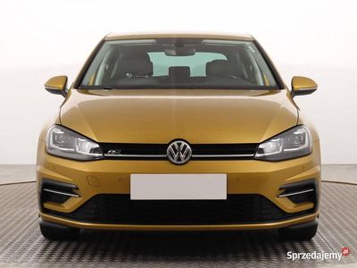 Złoty Używany 2017 VW Golf VII Hatchback | 56 999 zł (Dość drogi)