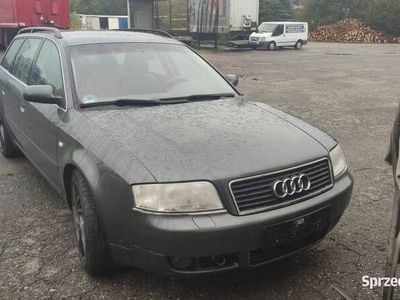 Szary Używany 2004 Audi A6 Kombi | 3900 zł