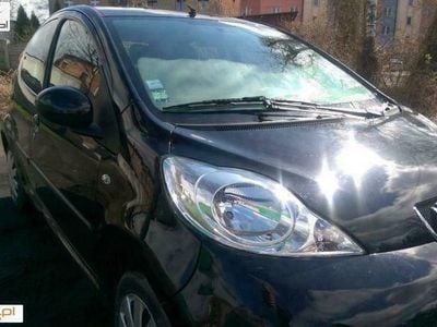 Używany Peugeot 107 68 KM (50 kW) 2006 Czarny (metalik) Hatchback