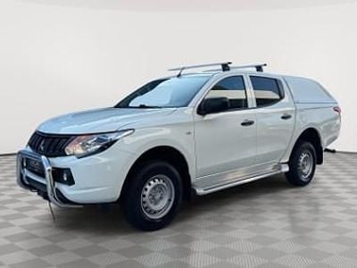 Używany Mitsubishi L200 Invite 154 KM (113 kW) 2019 Biały Pickup
