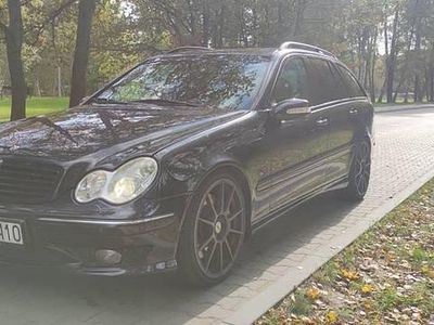 Fioletowy Używany 2001 Mercedes C32 AMG AMG Kombi | 35 000 zł