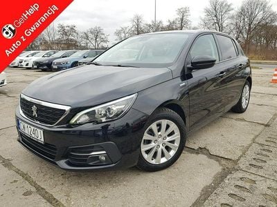 Używany Peugeot 308 102 KM (75 kW) 2020 Czarny Hatchback