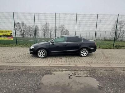 Czarny Używany 2007 VW Passat Sedan/Limuzyna | 15 500 zł (Dość drogi)