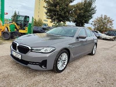 używany BMW 530e SERIA 5 VII (F90) XDRIVE PLUG-IN LUXURY LINE ZAMINA NA SUVA LUB MERC