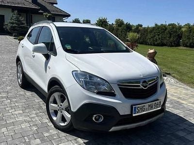 Biały Używany 2013 Opel Mokka Cosmo SUV | 37 900 zł (Uczciwa cena)