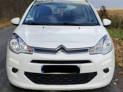 Biały Używany 2015 Citroën C3 Hatchback | 9999 zł