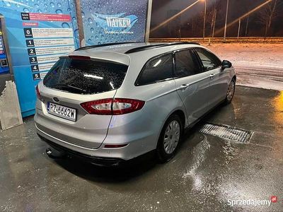 Srebrny Używany 2015 Ford Mondeo Kombi | 30 000 zł (Uczciwa cena)