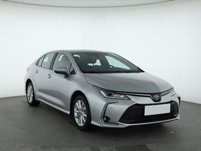 Srebrny Używany 2024 Toyota Corolla Sedan/Limuzyna | 99 999 zł (Uczciwa cena)