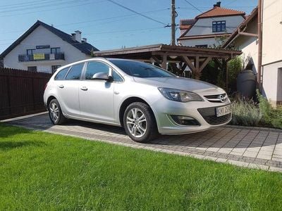 Srebrny Używany 2013 Opel Astra Kombi | 16 700 zł (Uczciwa cena)