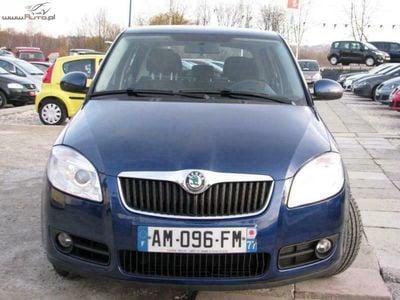 Używany Skoda Fabia 80 KM (58 kW) 2008 Niebieski (metalik, perła) Hatchback