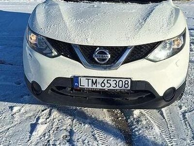 Biały Używany 2015 Nissan Qashqai SUV | 37 000 zł