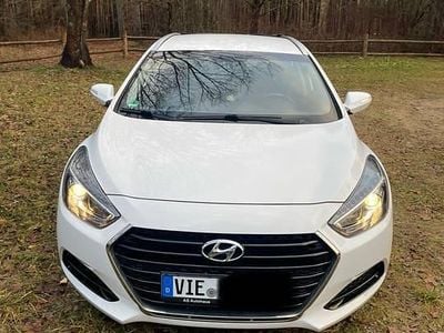 Biały Używany 2017 Hyundai i40 Classic Kombi | 44 000 zł