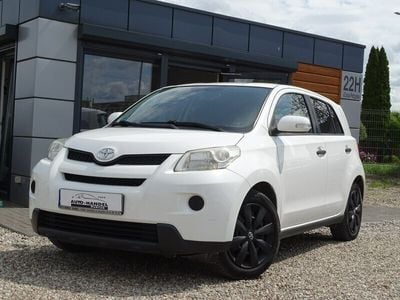Biały Używany 2010 Toyota Urban Cruiser SUV | 22 900 zł
