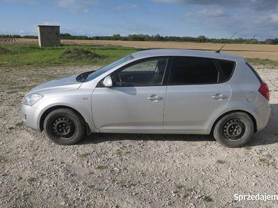 Srebrny Używany 2007 Kia Ceed Hatchback | 9500 zł (Drogi)