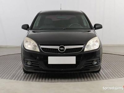 Czarny Używany 2006 Opel Vectra Hatchback | 7499 zł