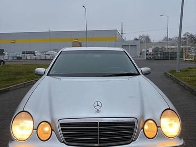 używany Mercedes 170 w210 rok 2000 diesel 2.7 Cdi koni okular e klasa elegance