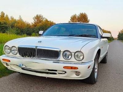 Używany Jaguar XJ6 1996 Biały Sedan/Limuzyna