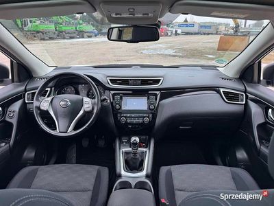 Biały Używany 2015 Nissan Qashqai SUV | 39 950 zł (Uczciwa cena)