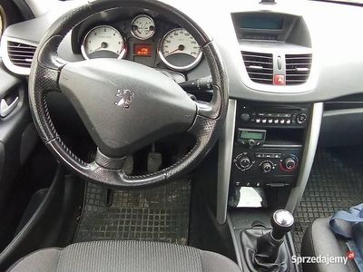 Używany Peugeot 207 2011 Czarny Hatchback