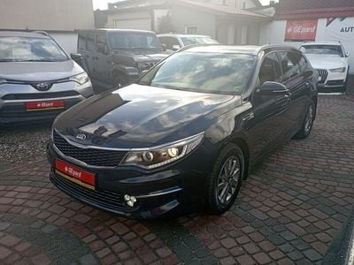 używany Kia Optima 1.7dm 141KM 2017r. 216 000km