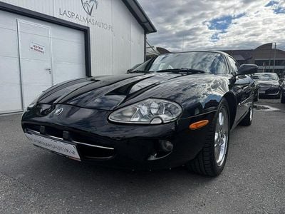 Czarny Używany 2000 Jaguar XK8 Coupe | 69 000 zł