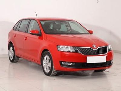 Używany Skoda Rapid 110 KM (80 kW) 2018 Czerwony Hatchback